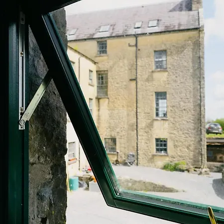 Live Like Lords & Ladies At Our Country Estate Ballinasloe