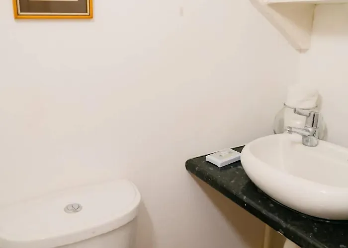 Live Like Lords & Ladies At Our Country Estate *