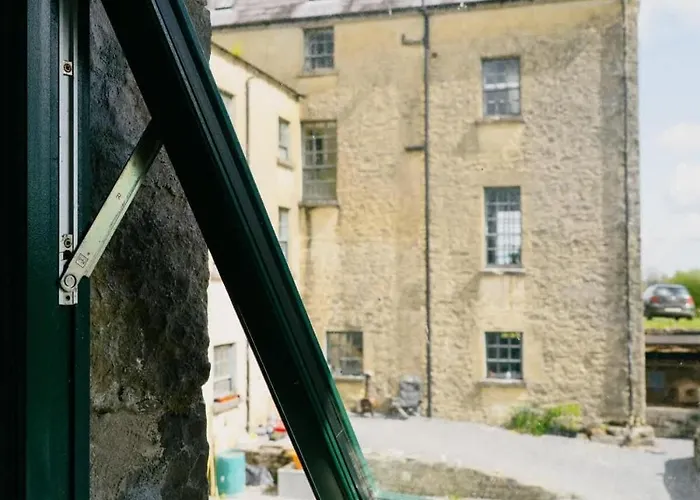 Live Like Lords & Ladies At Our Country Estate Ballinasloe